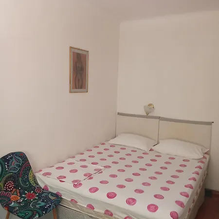 Apartman And Lucac Manus